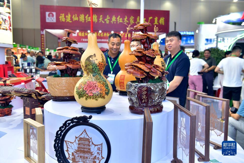 奔驰宝马电玩城下载
